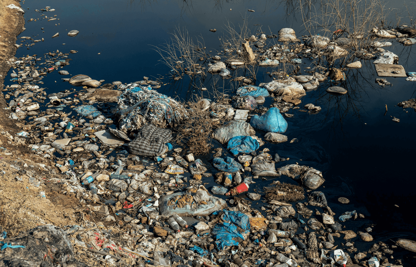 How does plastic enter the Ocean?